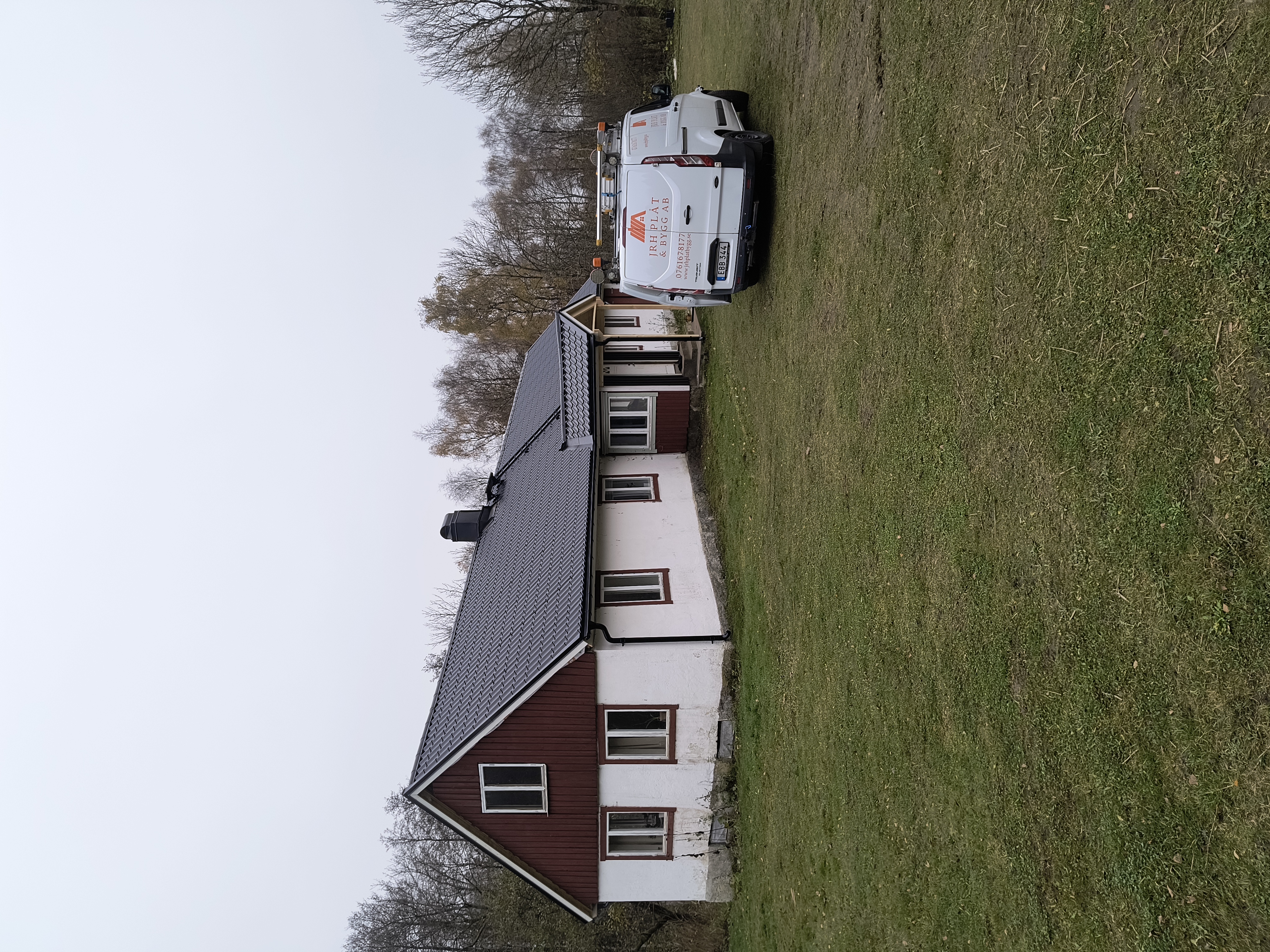 Takläggning Plåtpannor/Plåttak Hörby