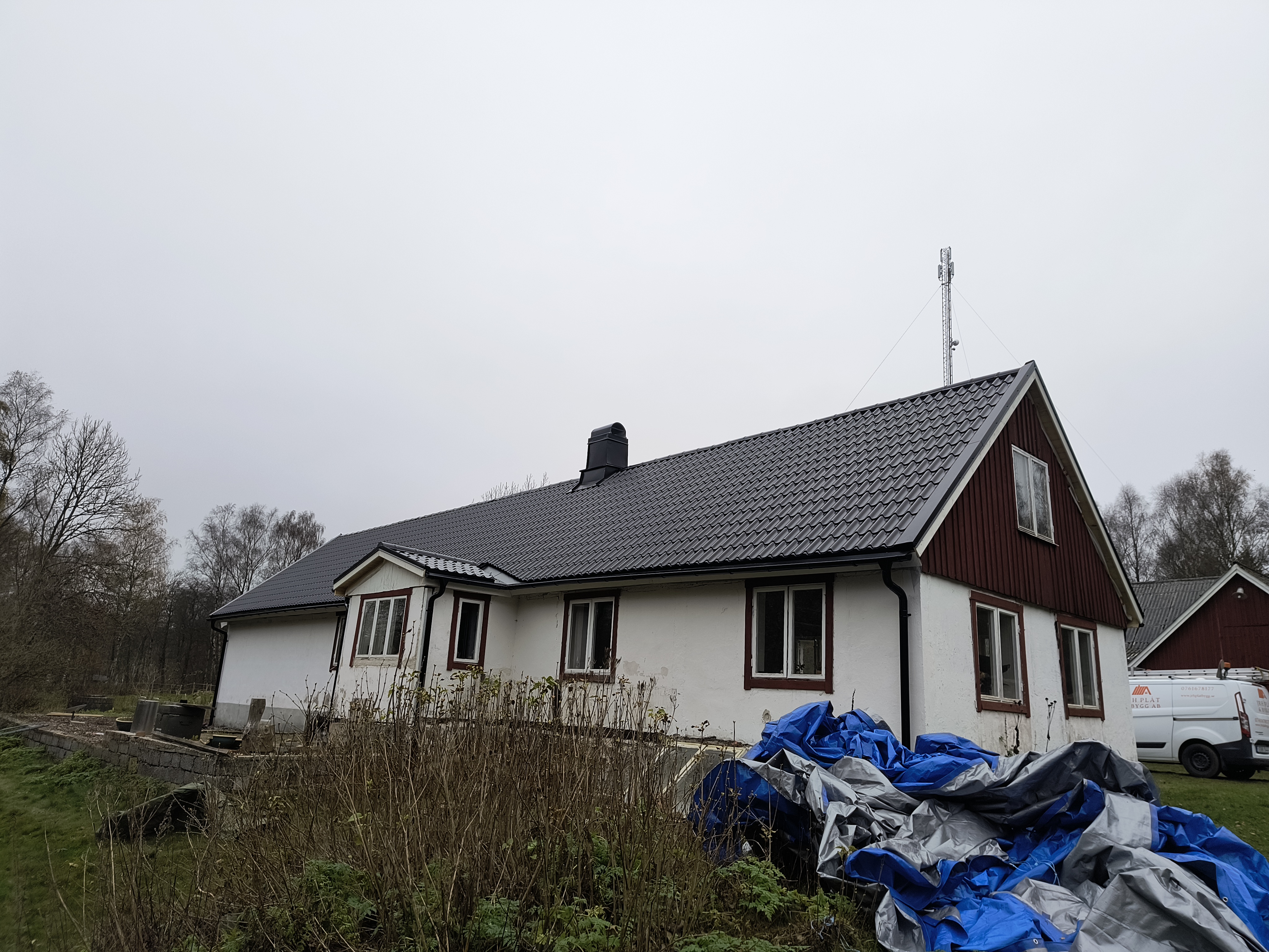 Takläggning Plåtpannor/Plåttak Hörby